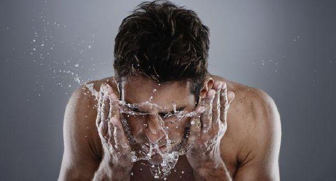 MEN'S FACE WASH